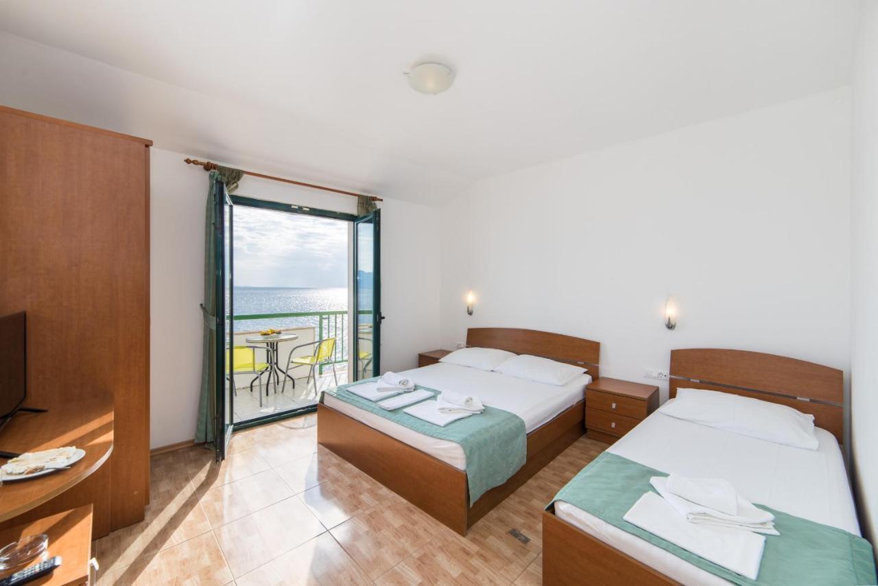 Hotel Riva Брист Екстериор снимка